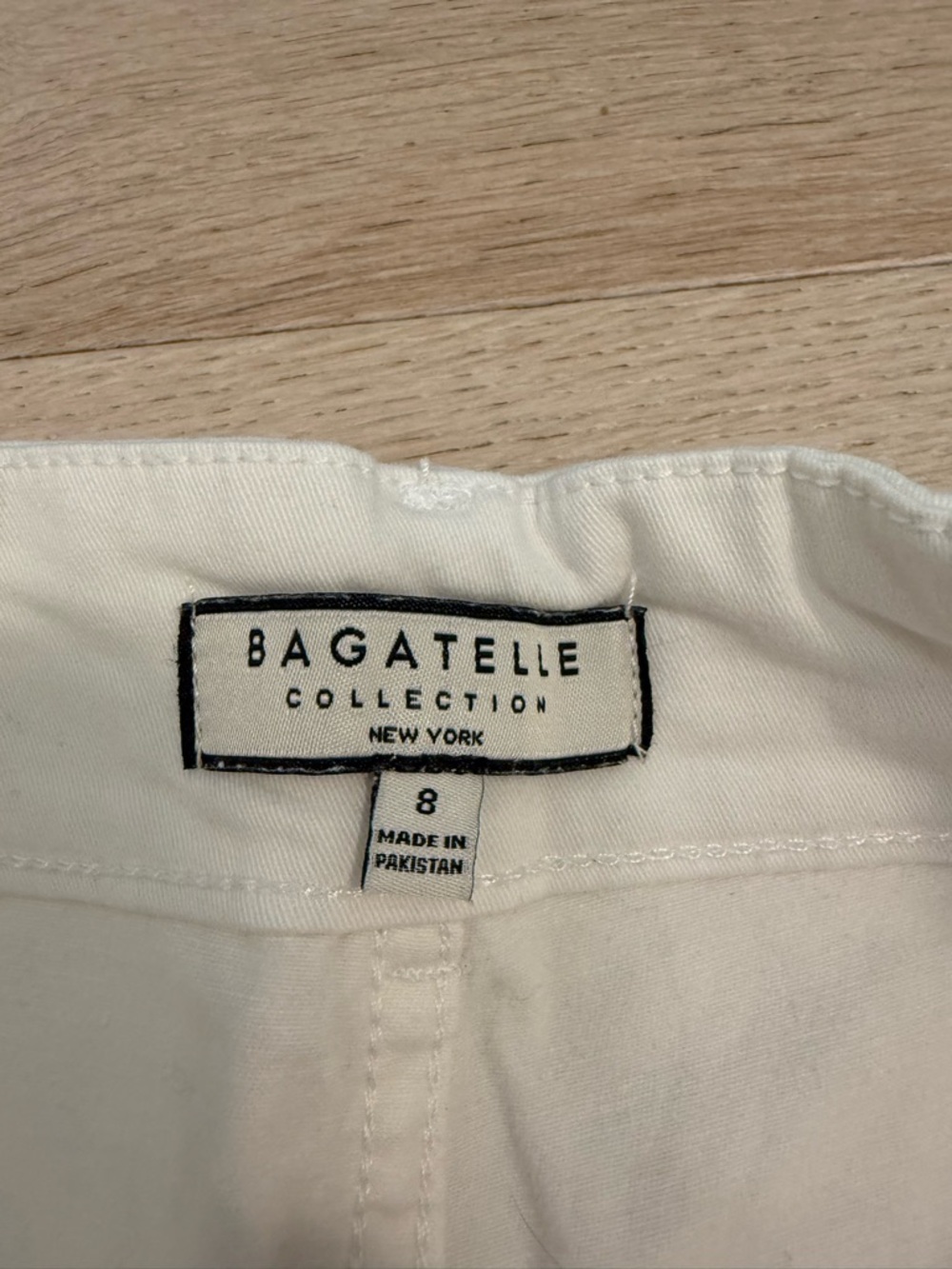 Bagatelle Collection White Shorts Size 8 - Picture 3 of 7